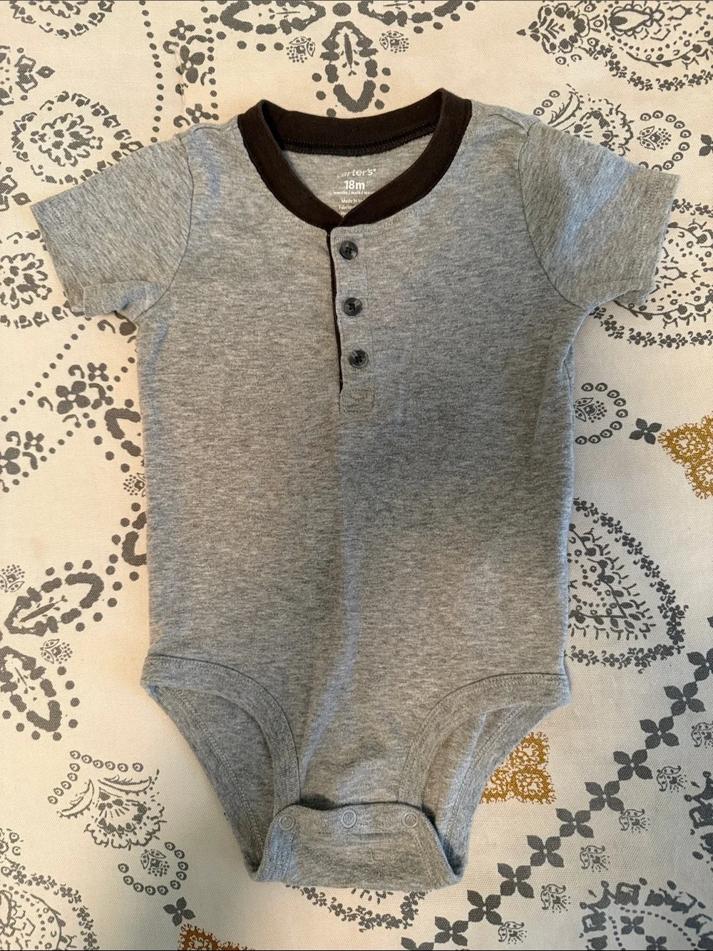 Short-Sleeve Baby Bodysuit Set of 4